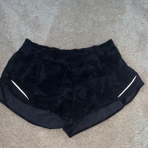Black Camo Lululemon hotty hot shorts